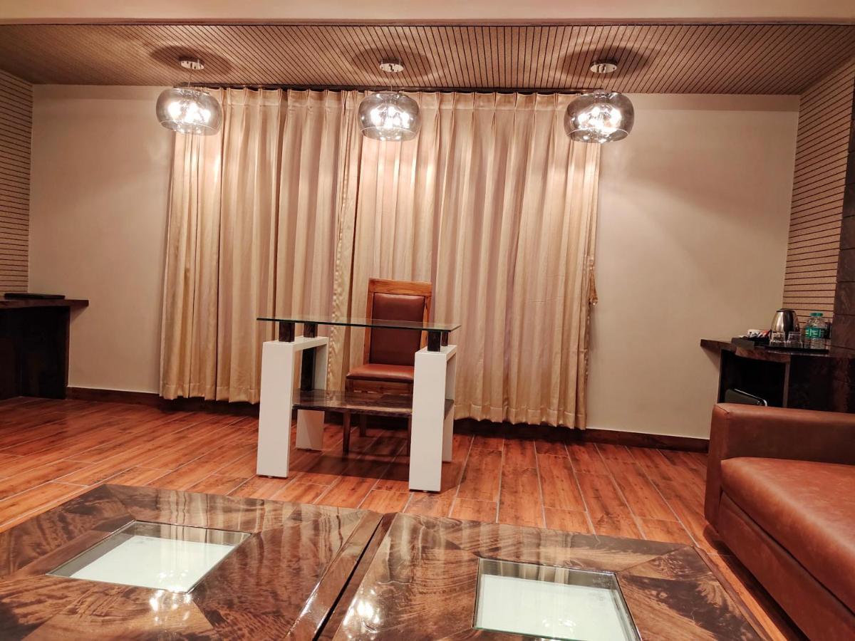 Hotel Suncity Palace Katihar Dış mekan fotoğraf
