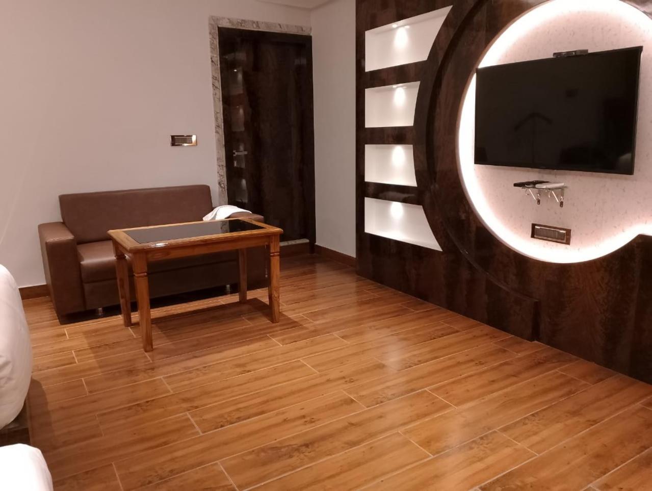 Hotel Suncity Palace Katihar Dış mekan fotoğraf